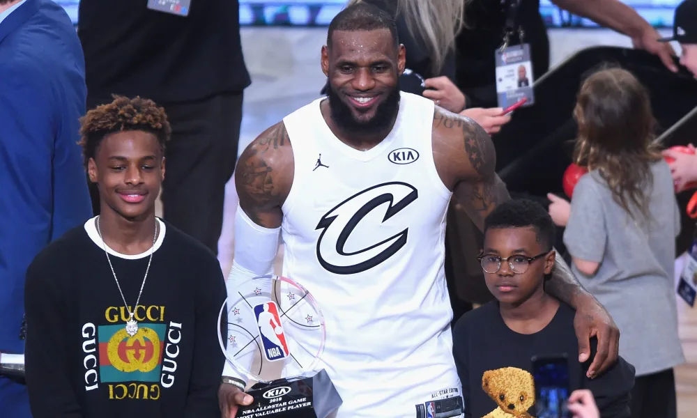 NBA常规赛窗口期走向成谜，皇家社会临场应变，媒体盛赞，球探报告显示潜力的简单介绍